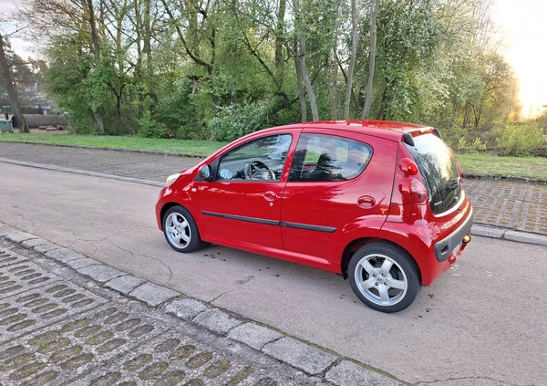 Peugeot 107 cena 13500 przebieg: 73000, rok produkcji 2010 z Alwernia małe 92